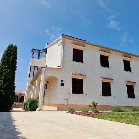 Apartments Regi Medulin Luaran gambar